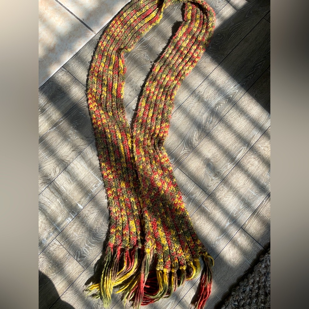 🧣Very long, soft, GUC knit crochet multi-color unisex neck scarf- Brand: next